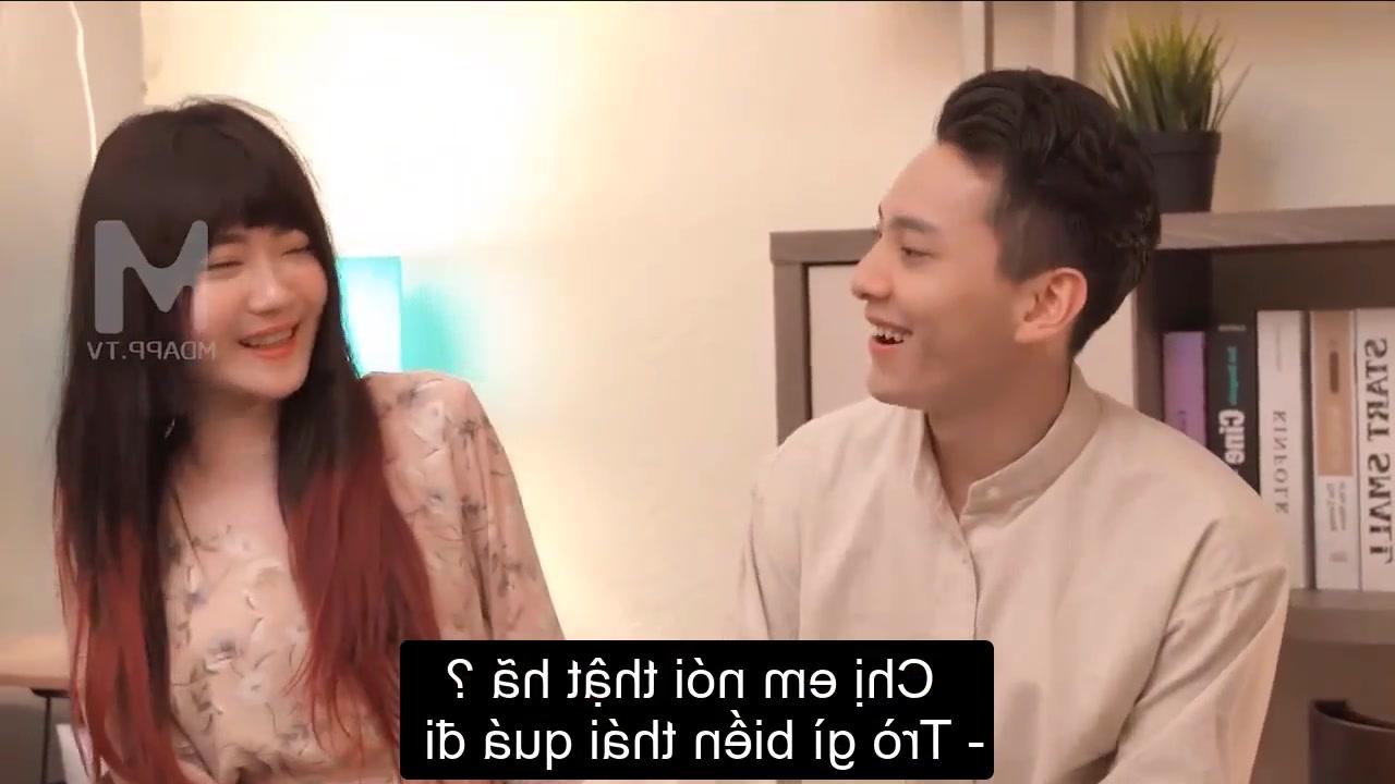 chị em chơi lật bài xong loạn luân