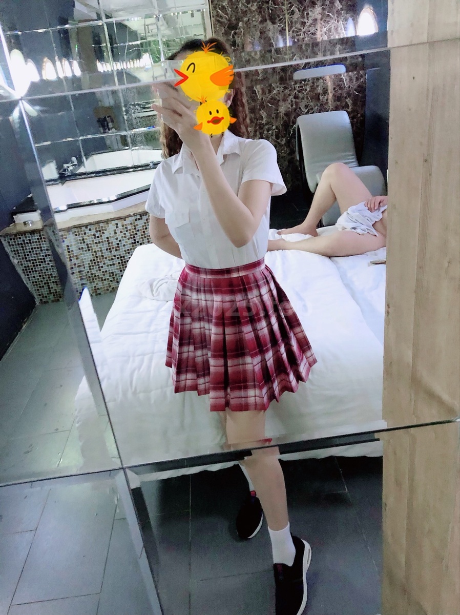 Gái Xinh Mông Tròn Sẩy Ngựa Cực Phê Buồi Gái Xinh Mông Tròn Sẩy Ngựa Cực Phê Buồi