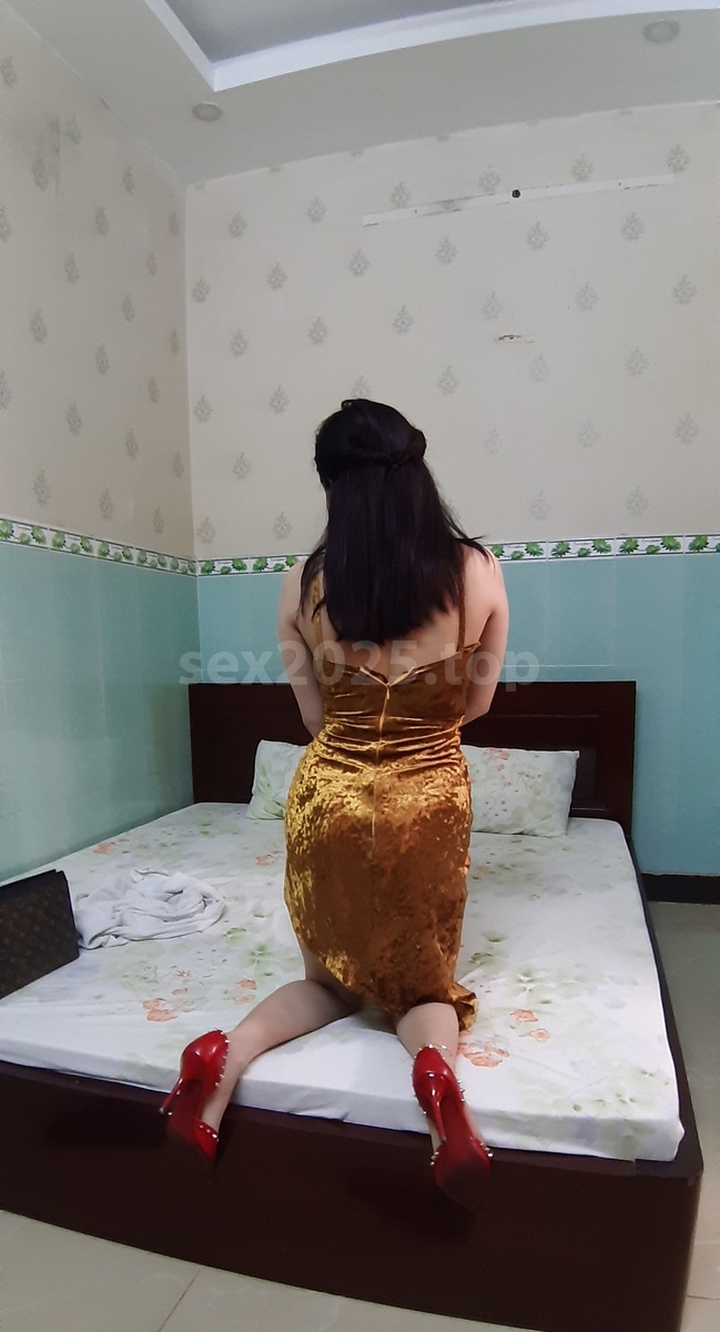 Gái Xinh Hàng Khủng Tìm Phi Công Trẻ Thỏa Mãn Gái Xinh Hàng Khủng Tìm Phi Công Trẻ Thỏa Mãn