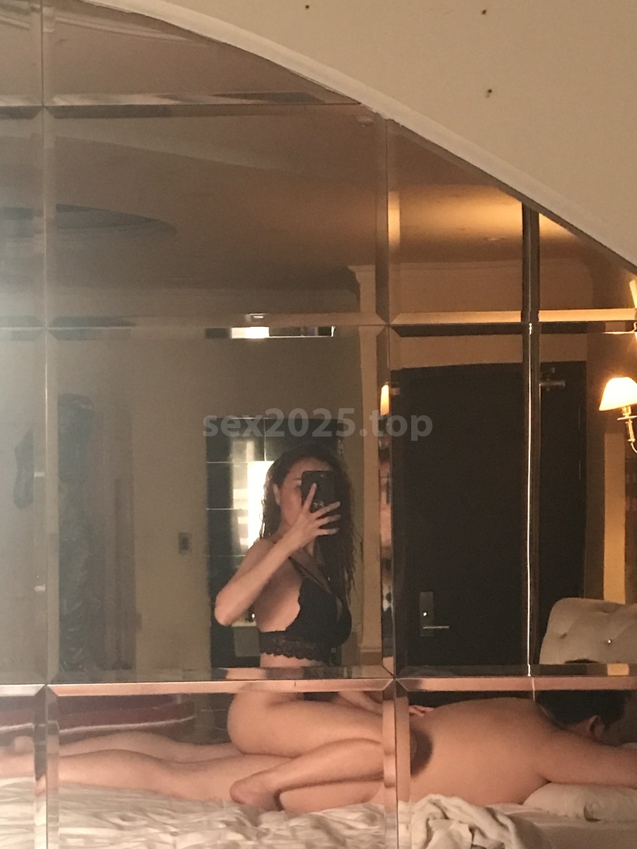 Mut Bang Em Gái Xinh Ngực Khủng Cực Sướng Mut Bang Em Gái Xinh Ngực Khủng Cực Sướng