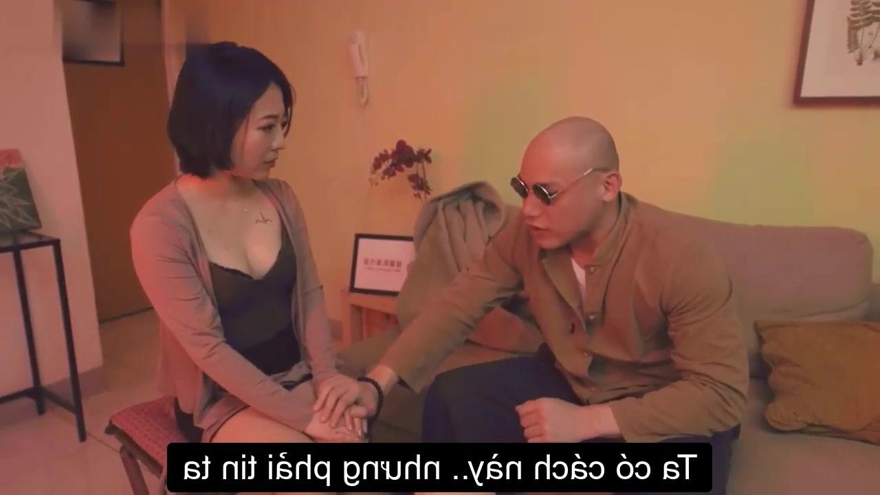 đến sư thầy giải nghiệp không ngờ lại bị đụ