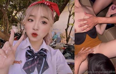 em sinh viên ngay thơ đụ với hai anh trên xe hơi