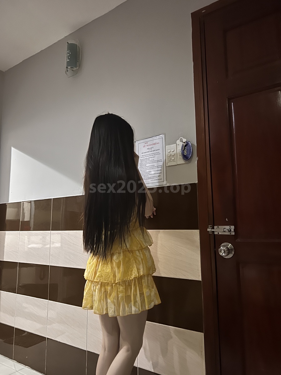 Nữ Sinh Viên Vào Ngành Kiếm Thêm Tiền Trang Trãi Lộ Ảnh Sex Nữ Sinh Viên Vào Ngành Kiếm Thêm Tiền Trang Trãi Lộ Ảnh Sex