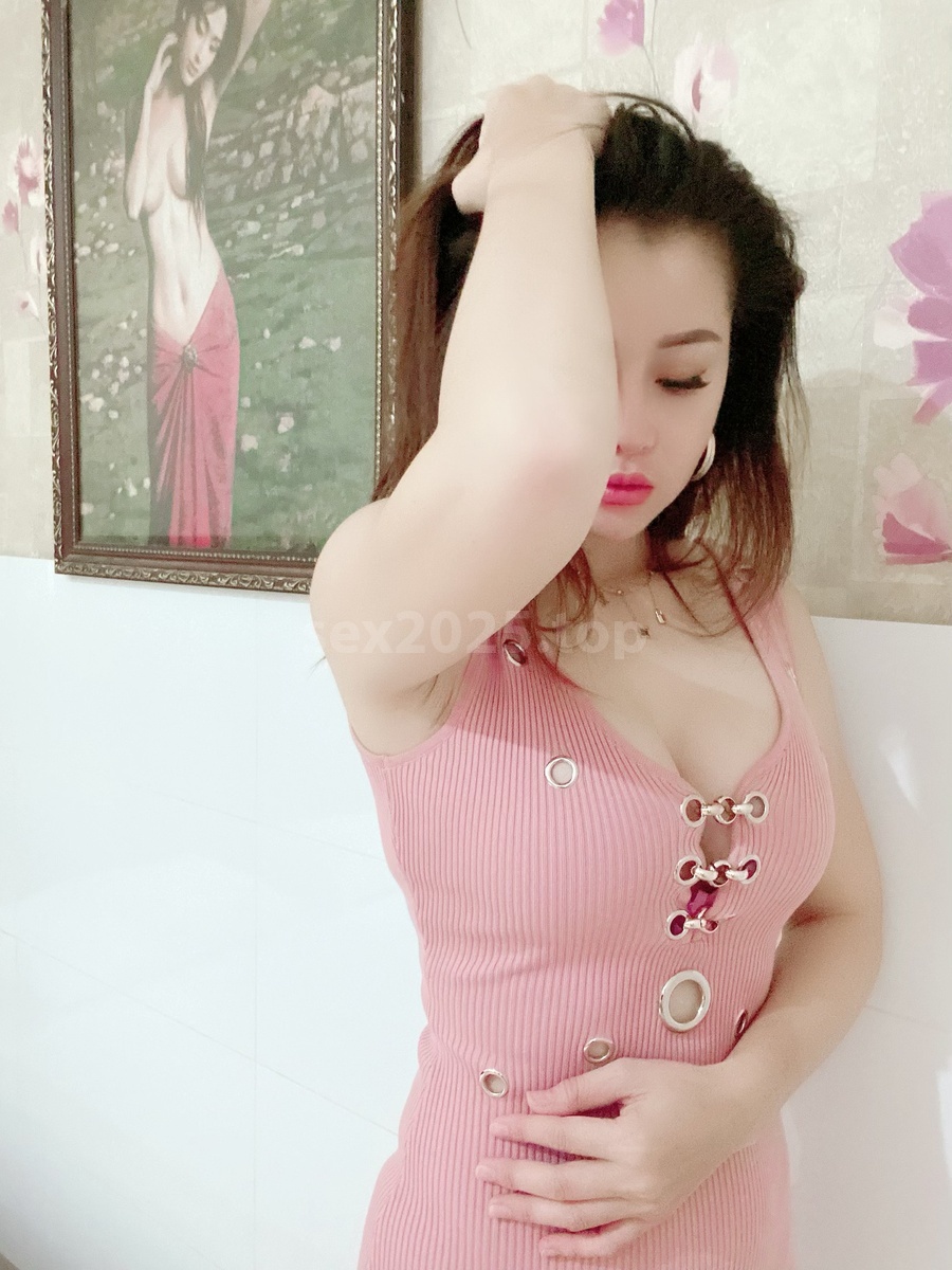 Gái Xinh Khoe Ảnh Sexy Nóng Bỏng Cực Ngọt Nước Gái Xinh Khoe Ảnh Sexy Nóng Bỏng Cực Ngọt Nước