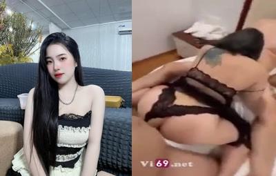 some mbbg xăm lưng rên ư ử